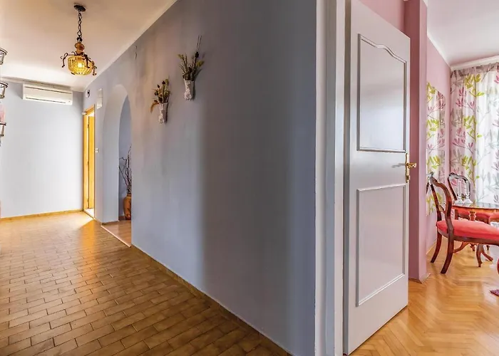 Amazing In With Wifi Pula