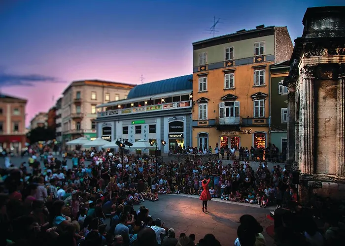 Amazing In With Wifi Apartment *